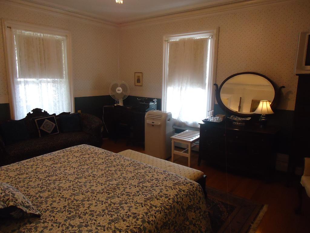 Governor'S Mansion Inn Miramichi Zewnętrze zdjęcie