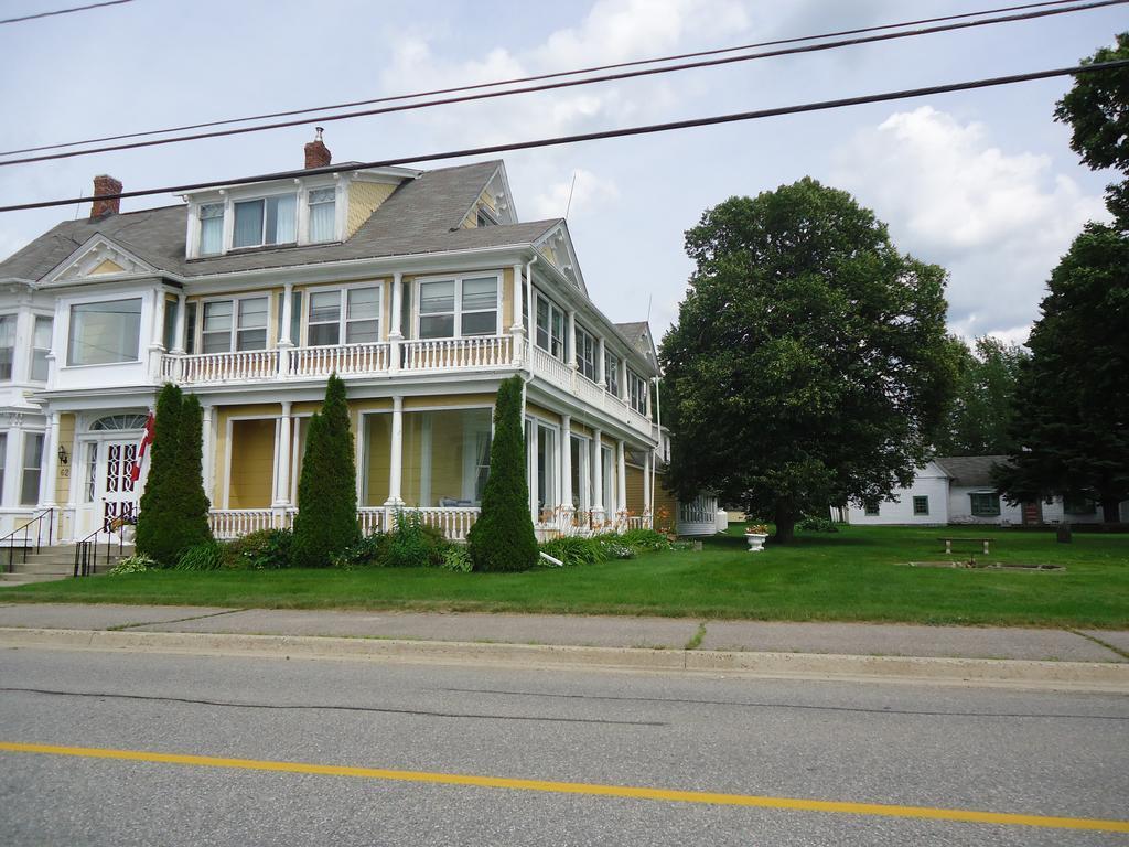 Governor'S Mansion Inn Miramichi Zewnętrze zdjęcie
