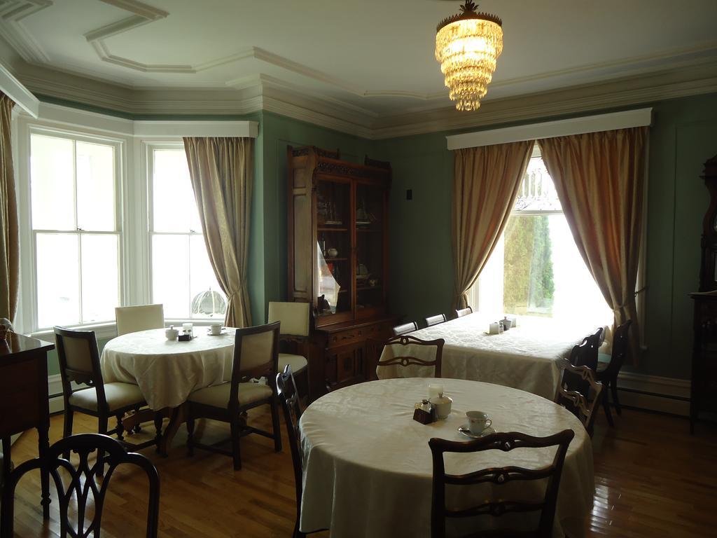 Governor'S Mansion Inn Miramichi Zewnętrze zdjęcie