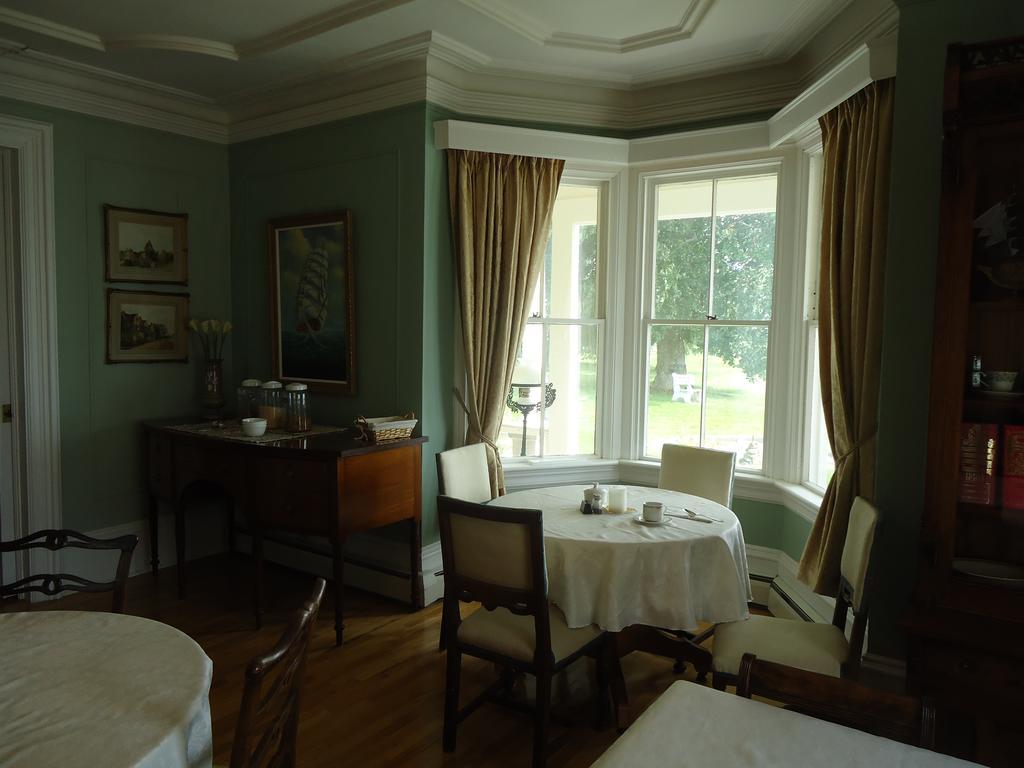 Governor'S Mansion Inn Miramichi Zewnętrze zdjęcie