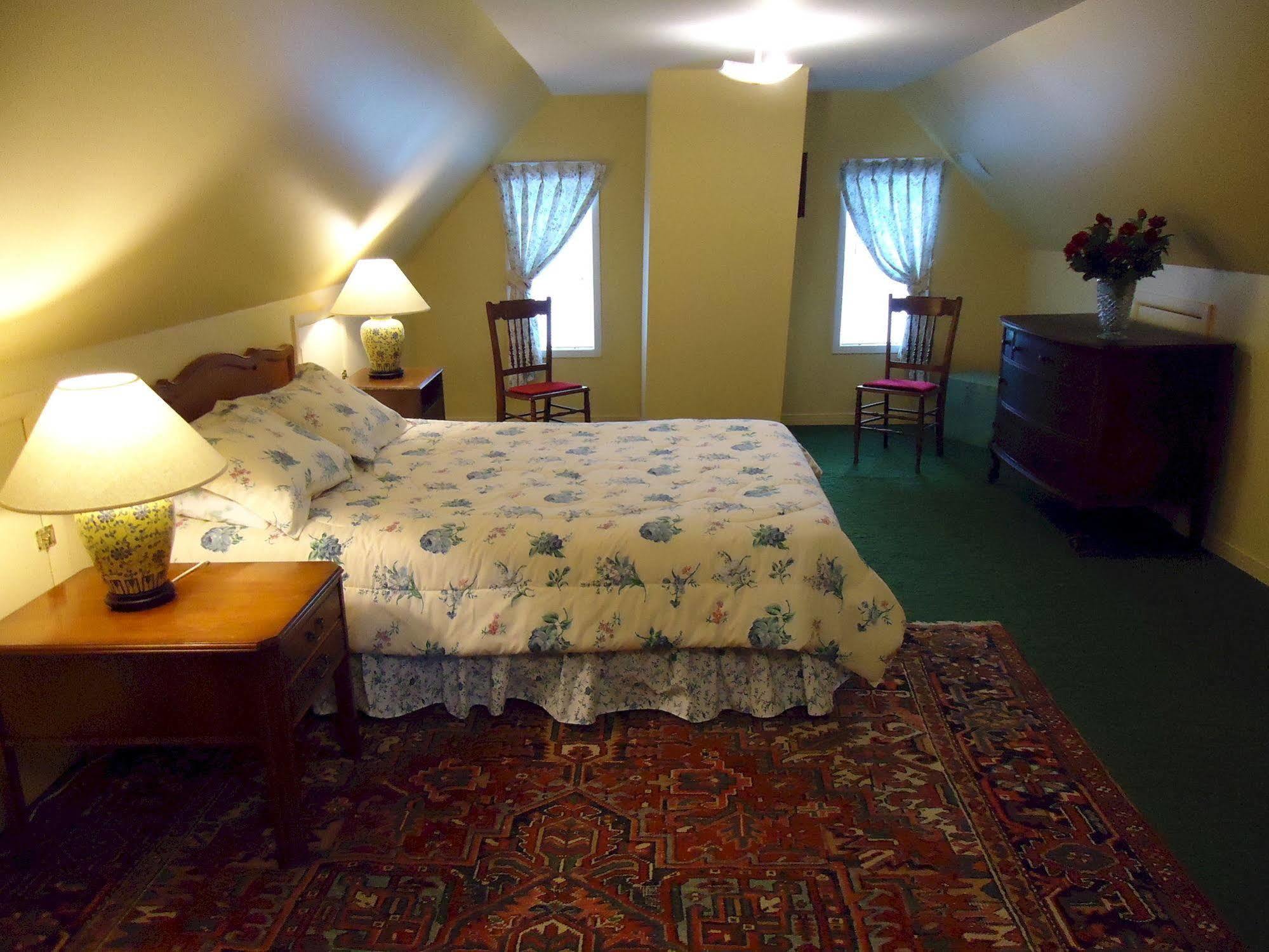 Governor'S Mansion Inn Miramichi Zewnętrze zdjęcie